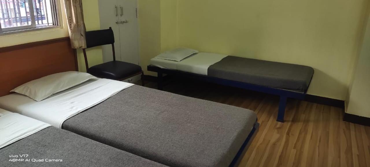 Hotel Parth Residency Kolhapur Exteriör bild