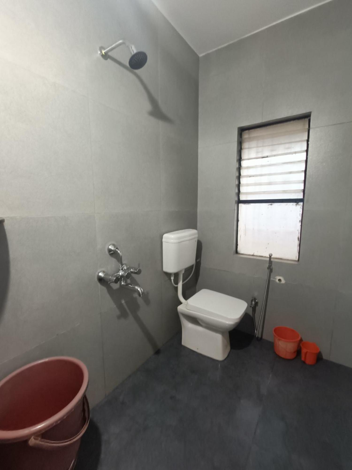 Hotel Parth Residency Kolhapur Exteriör bild