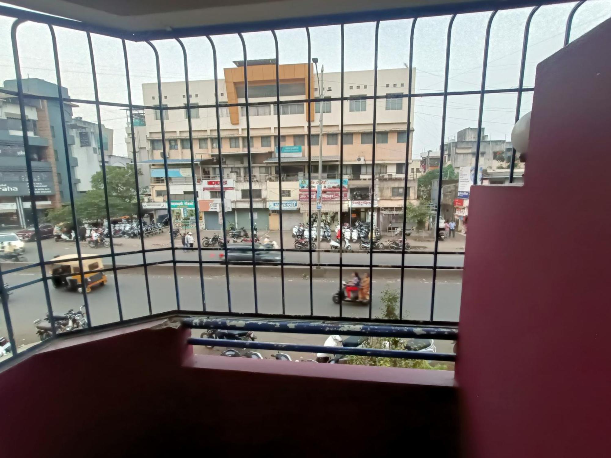 Hotel Parth Residency Kolhapur Exteriör bild