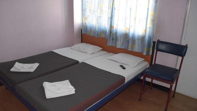 Hotel Parth Residency Kolhapur Exteriör bild